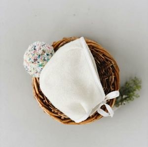 Cream Wool Confetti Bonet